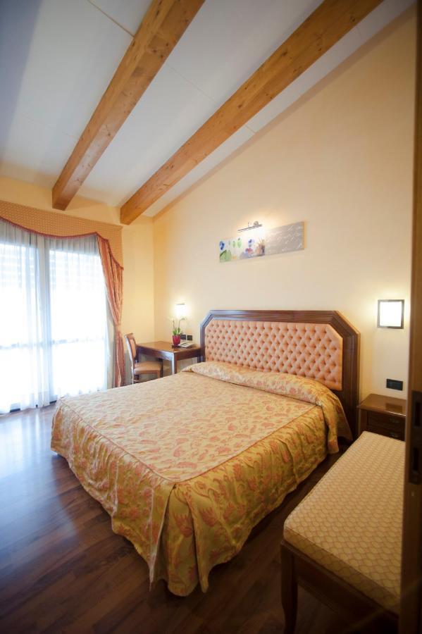 Hotel Regio Rubiera Værelse billede