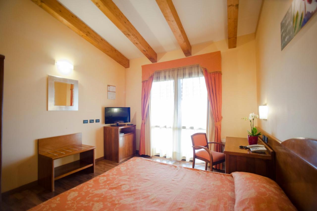 Hotel Regio Rubiera Værelse billede